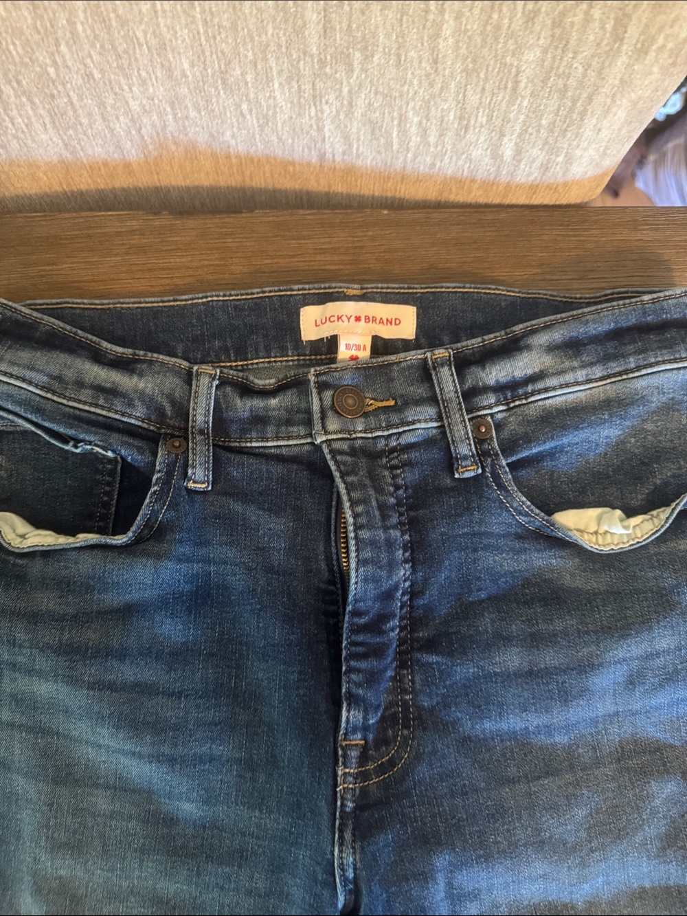 Lucky Brand women’s Dark Blue Denim Jeans